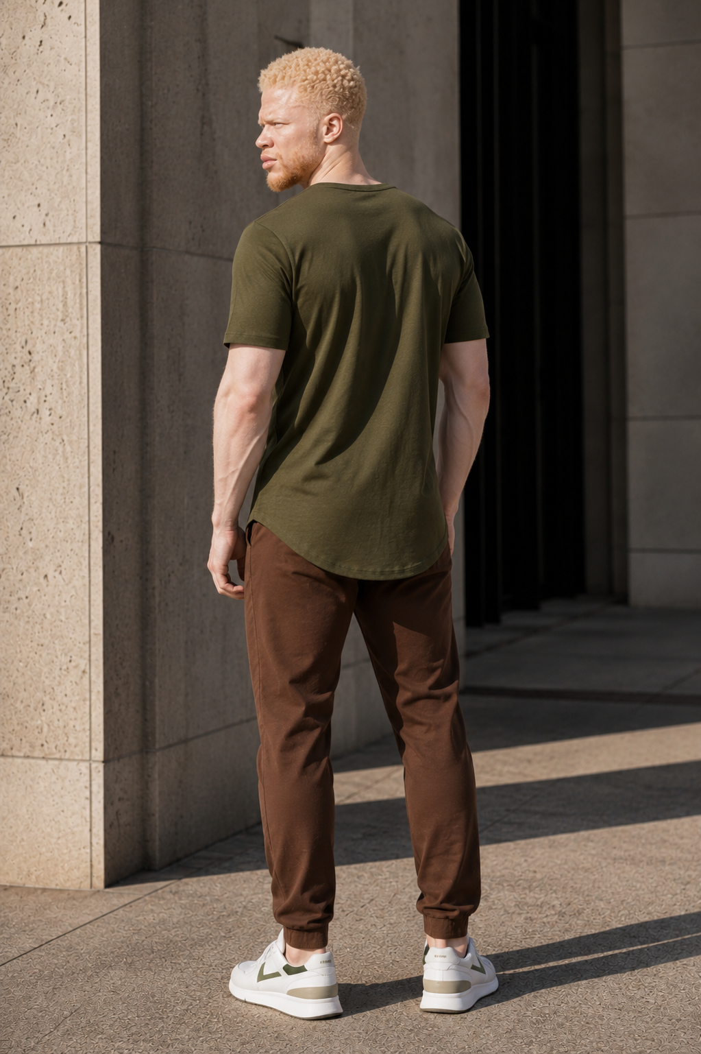 The Warwick Drop Tail Tee